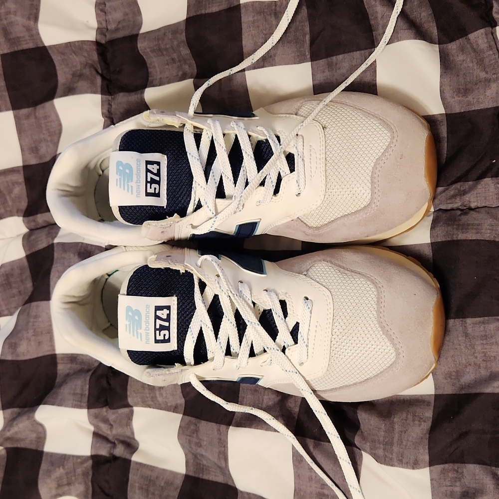 New balance 574 size 10